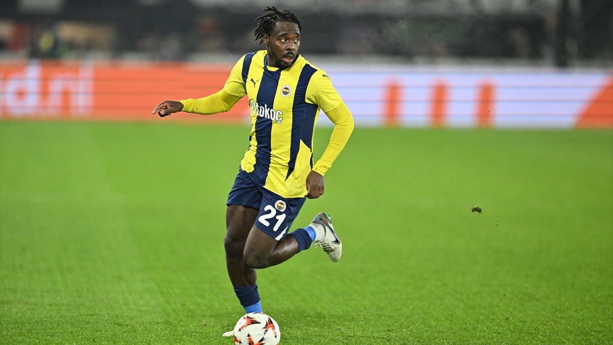 Bright Osayi Samuel’den Jose Mourinho’ya övgüler