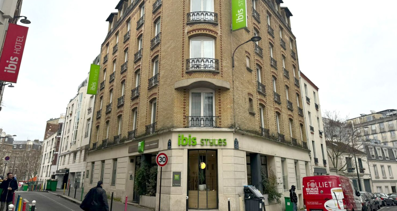 Anne, otelin penceresinden 6 aylık bebeğini aşağı fırlattı: Sebebi ise kan dondurdu