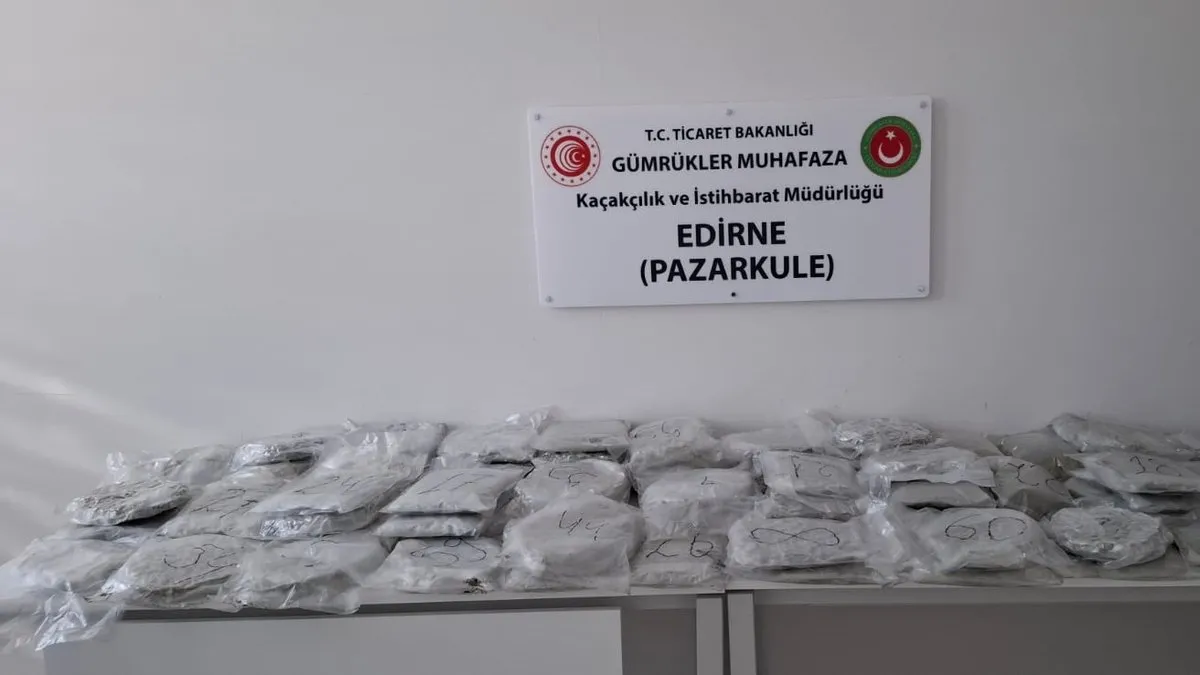 Yunanistan sınır kapısında 34.5 kilo uyuşturucu yakalandı